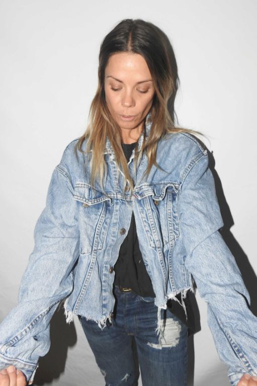 Denim Jacket 4 VINTAGE LEVIS CUTT OFF DENIM JACKET